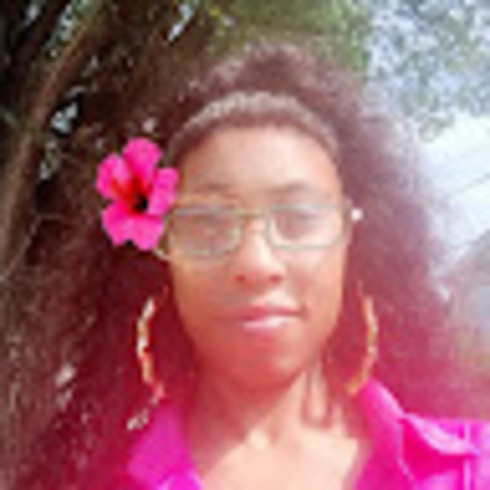 Meet your Posher, Jenee